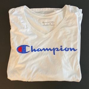 🆕 CHAMPION - V-Neck Graphic Tee - 3X